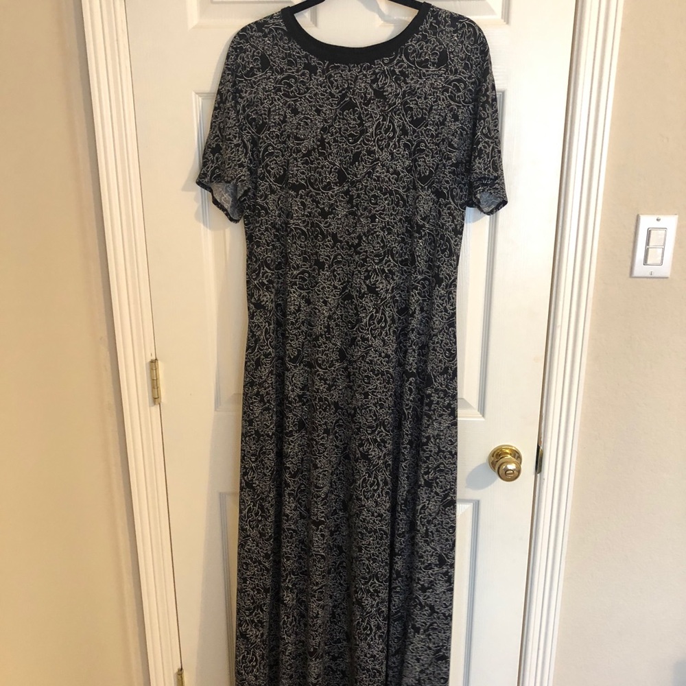Black with white floral design LuLaRoe Maria